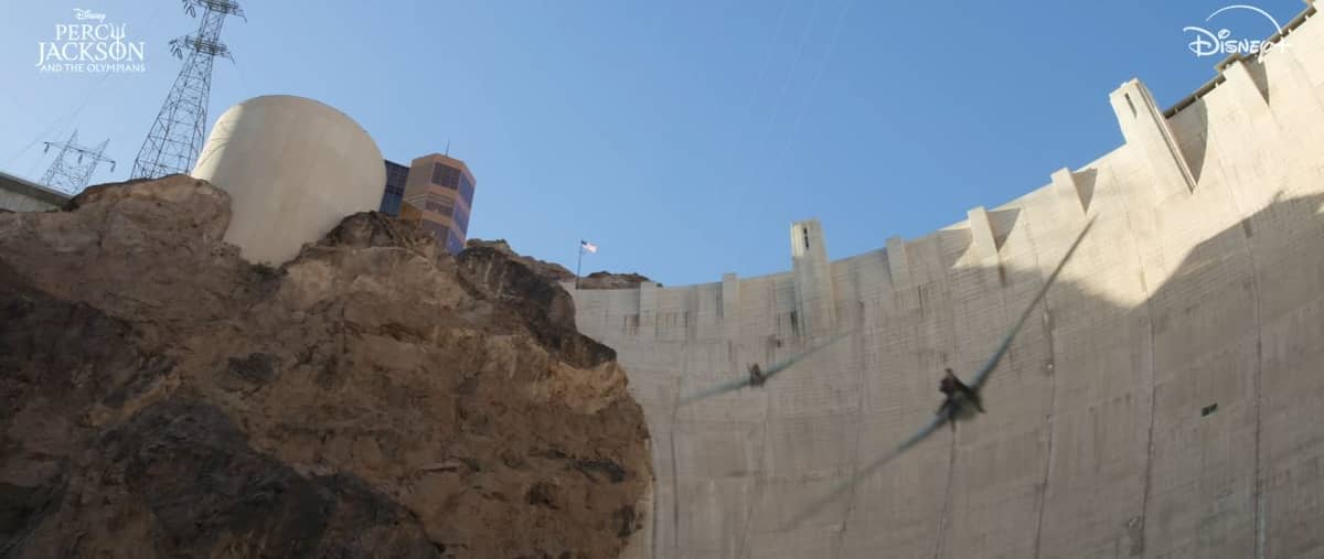 A sneak peak of the Hoover Dam.