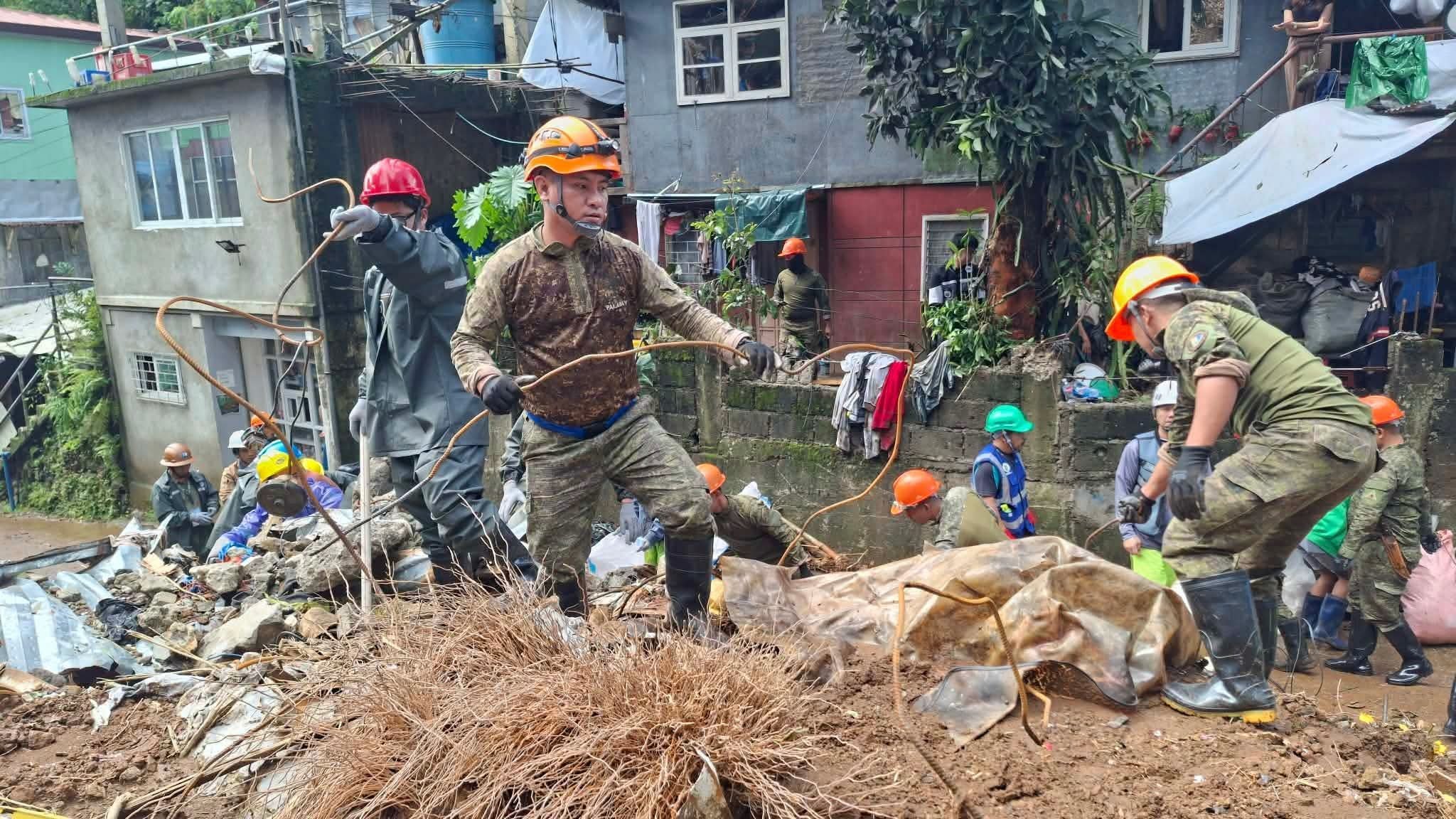 Baguio clears landslide area
