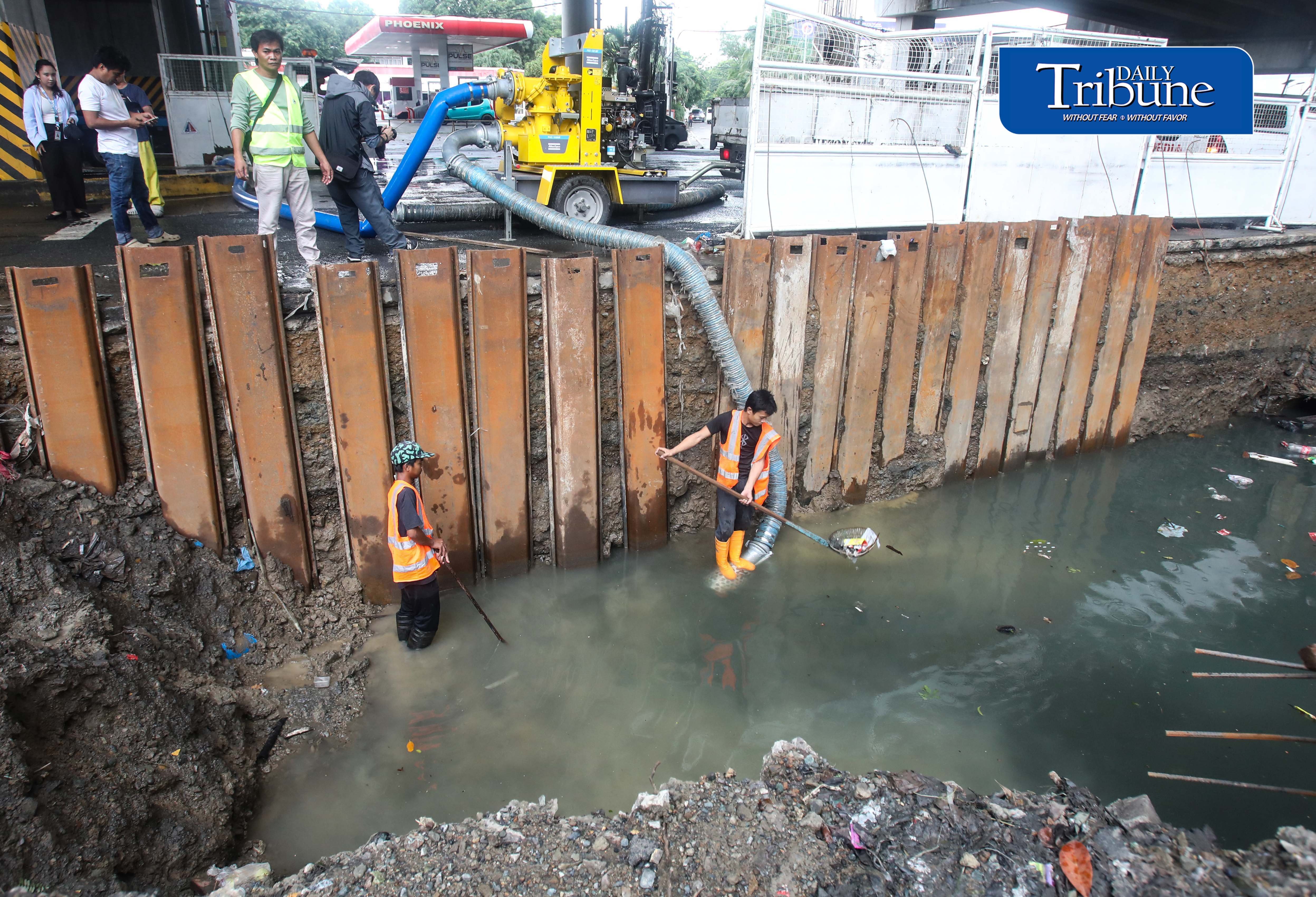 Pump Drain floodwater 