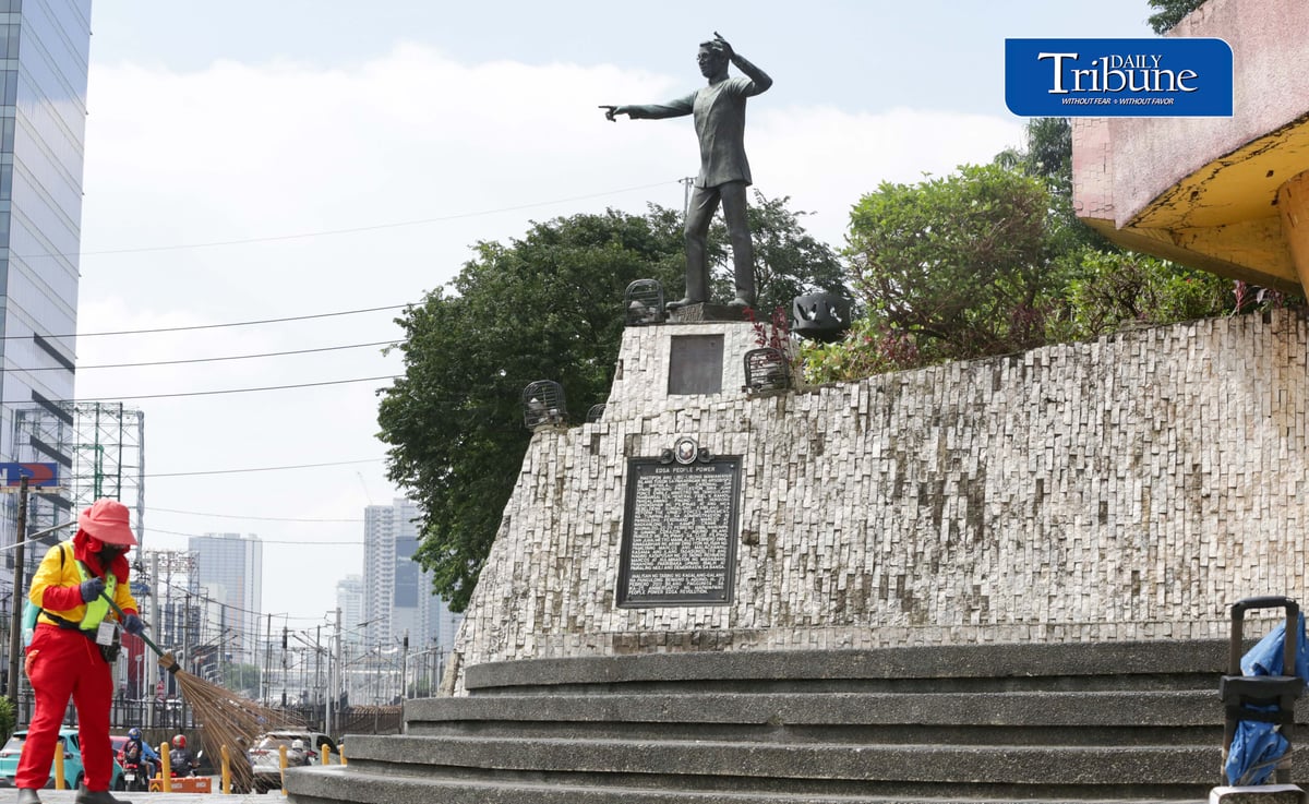 (August 20 2026) MMDA street sweeper was seen cleaning near the statue of former Senator Benigno "Ninoy" Aquino Jr, at people power monument along Edsa in Quezon City on Thursday August 20 2026, ahead of Ninoy Aquino 43rd death anniversary and assassination on Friday August 21. Photo/Analy Labor