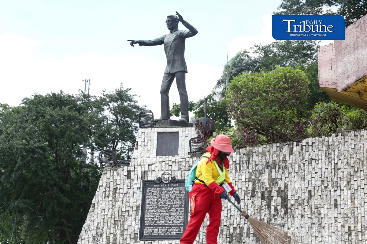 (August 20 2026) MMDA street sweeper was seen cleaning near the statue of former Senator Benigno "Ninoy" Aquino Jr, at people power monument along Edsa in Quezon City on Thursday August 20 2026, ahead of Ninoy Aquino 43rd death anniversary and assassination on Friday August 21. Photo/Analy Labor