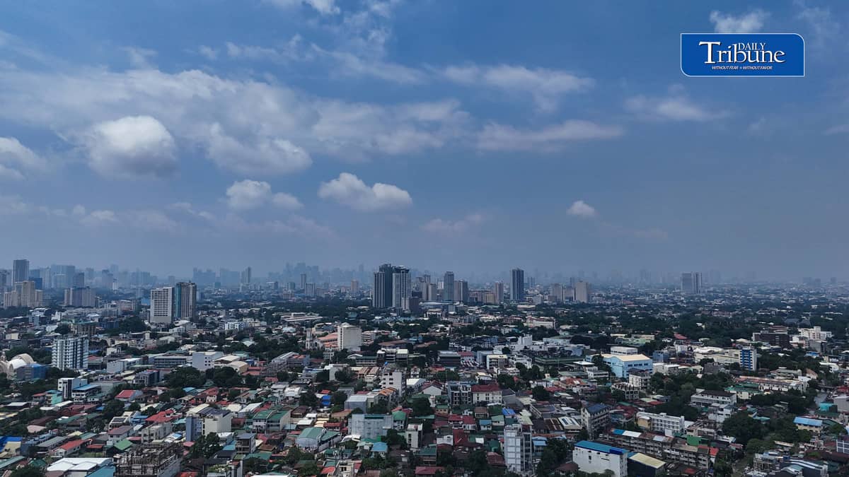 (August 21 2026) Following days of heavy rains, generally fair weather prevailed from Quezon City on Friday August 21 2026. According to DOST-PAGASA, Metro Manila and parts of Luzon experience partly cloudy to cloudy skies with isolated rain showers or localized thunderstorms on Friday. Photo/Analy Labor