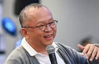 FORMING a competitive national team is tops on new PNVF president Frank Lao’s list of priorities.