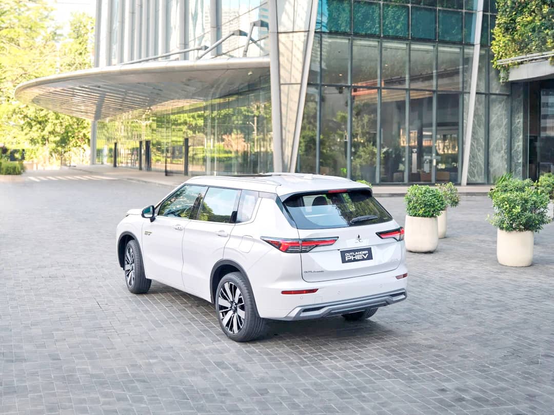 MITSUBISHI’s new Outlander PHEV combines plug-in hybrid power with a five-seat SUV body.