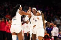 Reese drops 31-piece, pushes Atlanta to playoffs