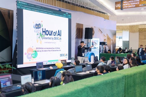 SM Baguio, DICT teach kids, seniors safe AI use