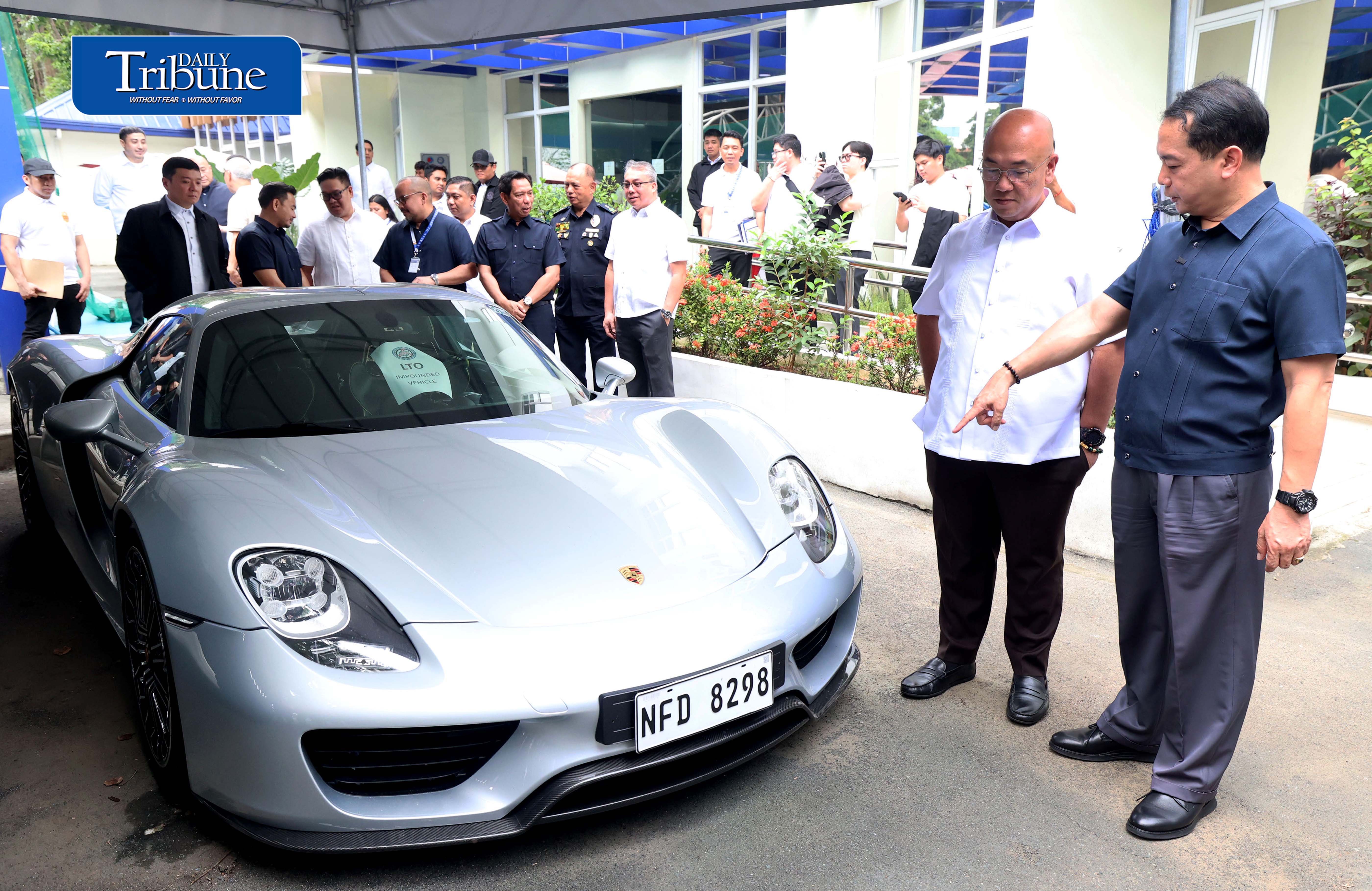 LTO seeks permanent license revocation for Derek Ramsay’s driver

