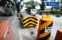 MMDA Crash Guard Katipunan 