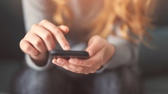 New Zealand moves to keep youngsters off social media