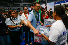 1,000 MANILANS GET LIVELIHOOD KITS