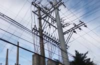 THE alerts raised Wednesday indicated persistent pressure on the Visayas power system, with 901 MW of capacity unavailable to the grid because of plant outages and deratings.