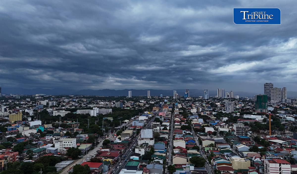 (August 26 2026) Dark clouds hovered over Metro Manila, on Wednesday August 26 2026, according to PAGASA Metro Manila falls under the significant risk category on Thursday and Friday due to potential rainfall brought by the Southwest Monsoon (Habagat). They said tropical cyclone Obet will still enhance the southwest monsoon, which will bring rains over certain areas in Luzon. Photo/Analy Labor