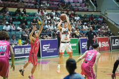 Fuentes catches fire as Quezon rips Pasay 