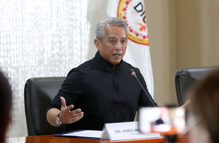 Jonvic seeks home gun checks
