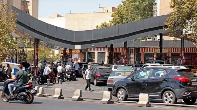 Iran unable to import petrol