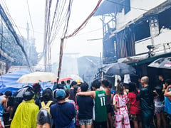 Fire hits Damayang Lagi, one dead