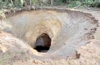 A ground collapse believed to be a sinkhole was reported in Purok Indilicio, Sitio Lib-og 1, Barangay Guadalupe, Bogo City.