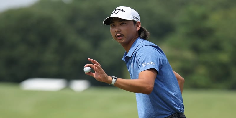 Lee leads star-studded field with 62