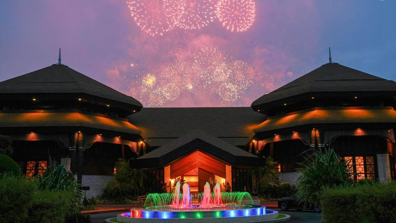 THE Coco Palace
