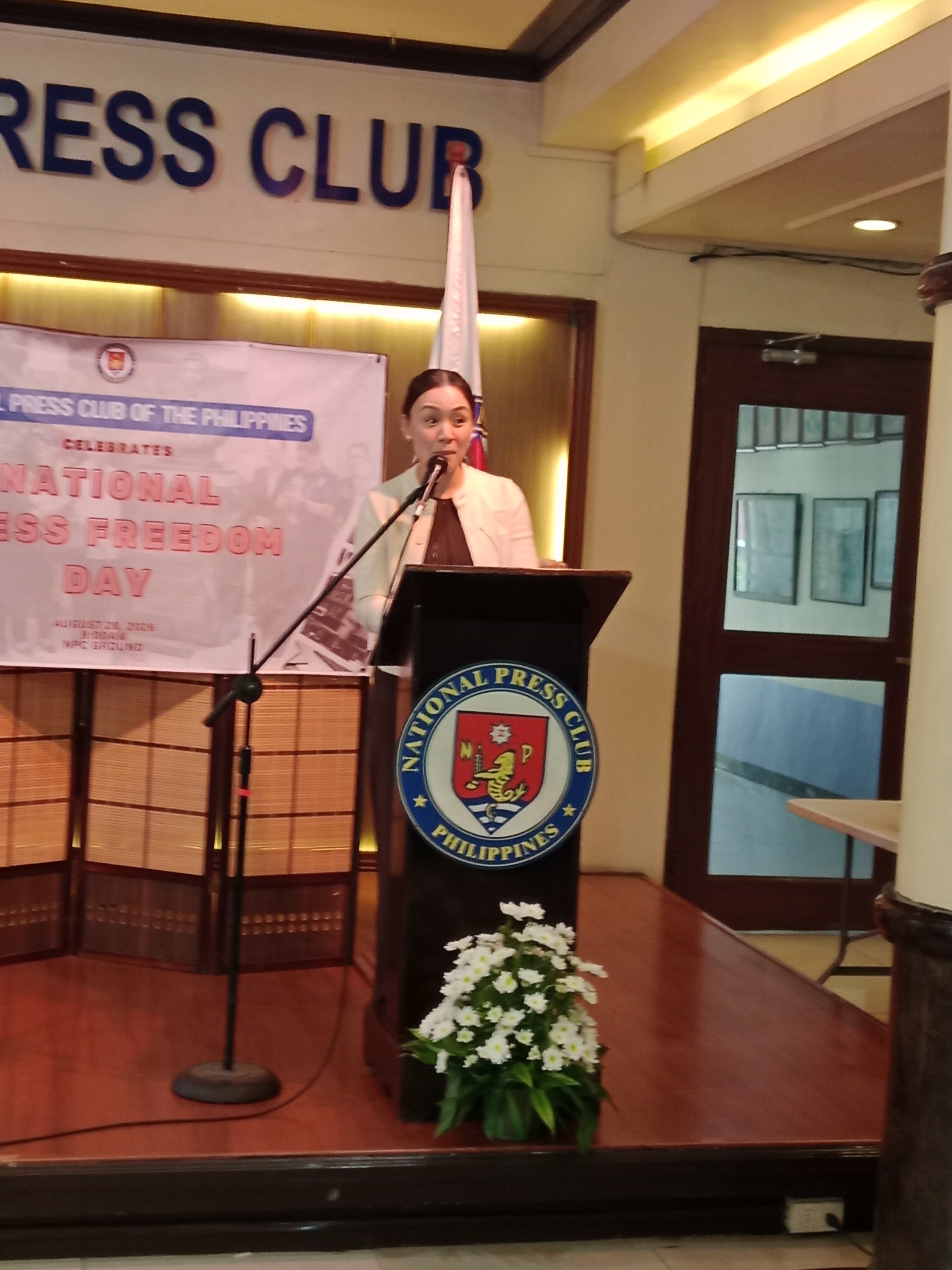 Atienza urges journalists to adapt, protect credibility