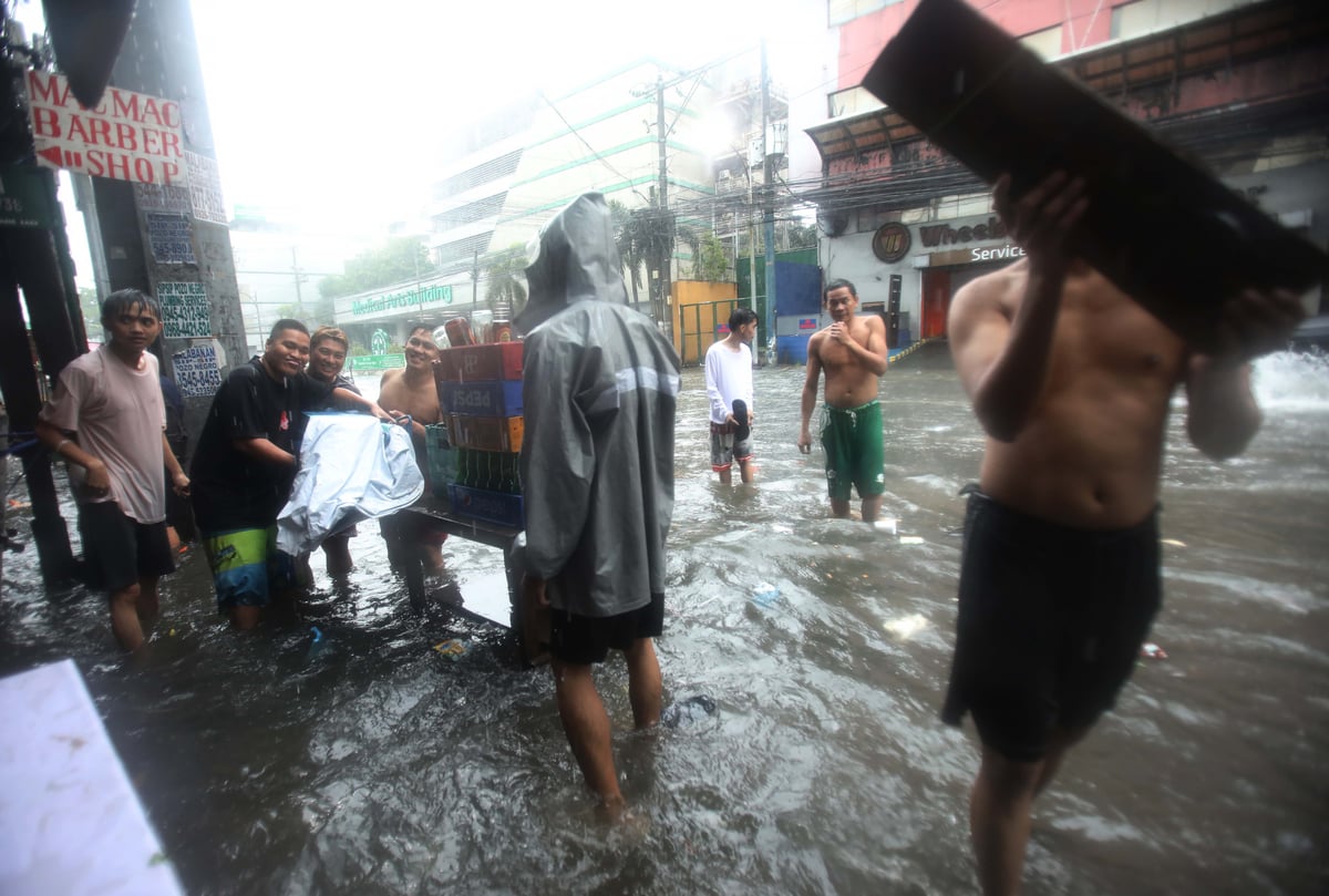 E. Rodriguez Avenue flooding