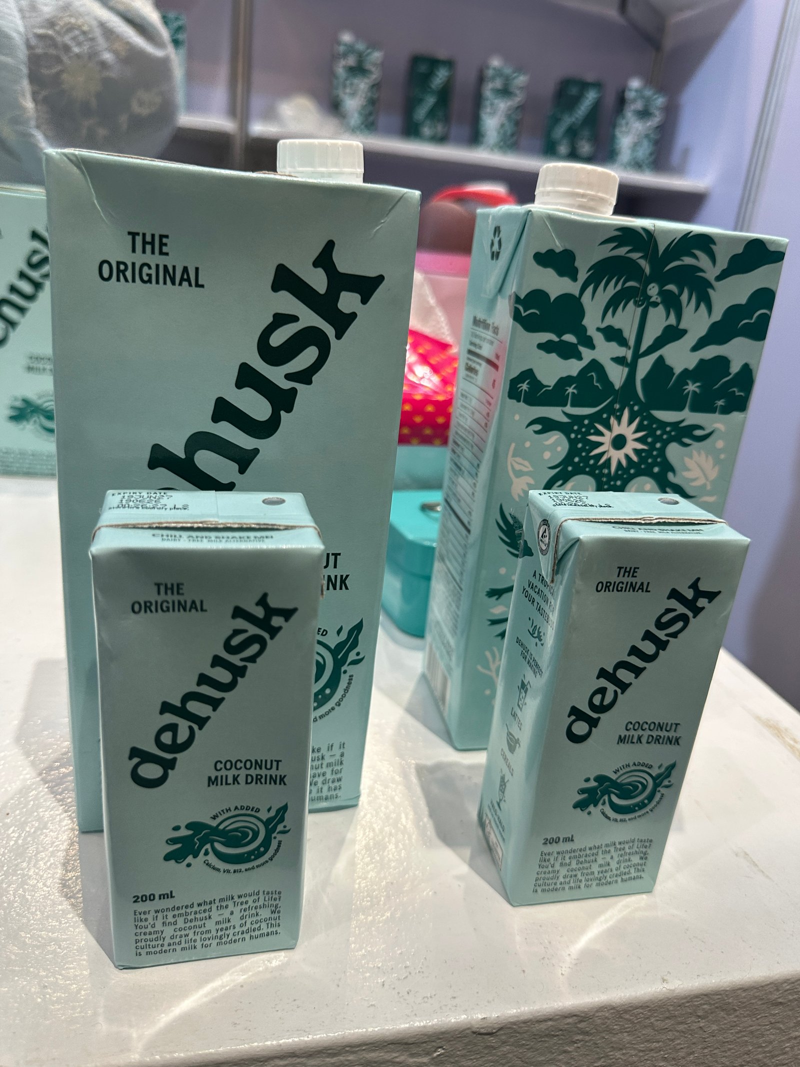 Dehusk coconut milk is your coffee's alternative to dairy.