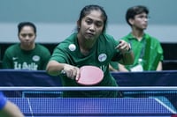 Laude bags women’s singles gold