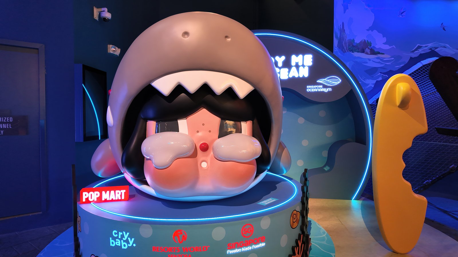 SHARK CryBaby