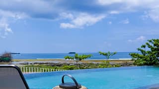 Hue Siargao’s infinity pool.