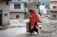 Nearly 3,000 missing in Nepal, China floods