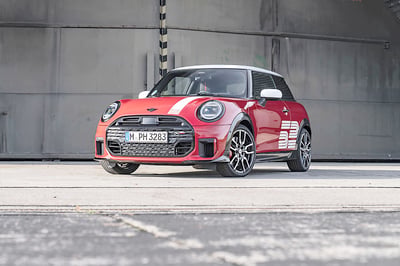 MINI 1965 Victory Edition arrives
