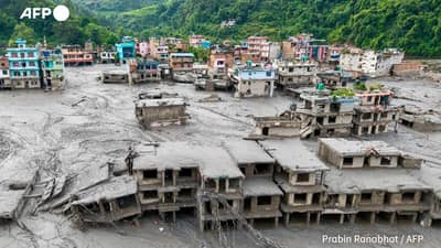 Oxygen pumped into tunnel as 100+ workers remain trapped in Nepal floods