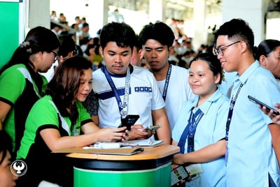 Over 500 Southern Leyte students
open bank accounts