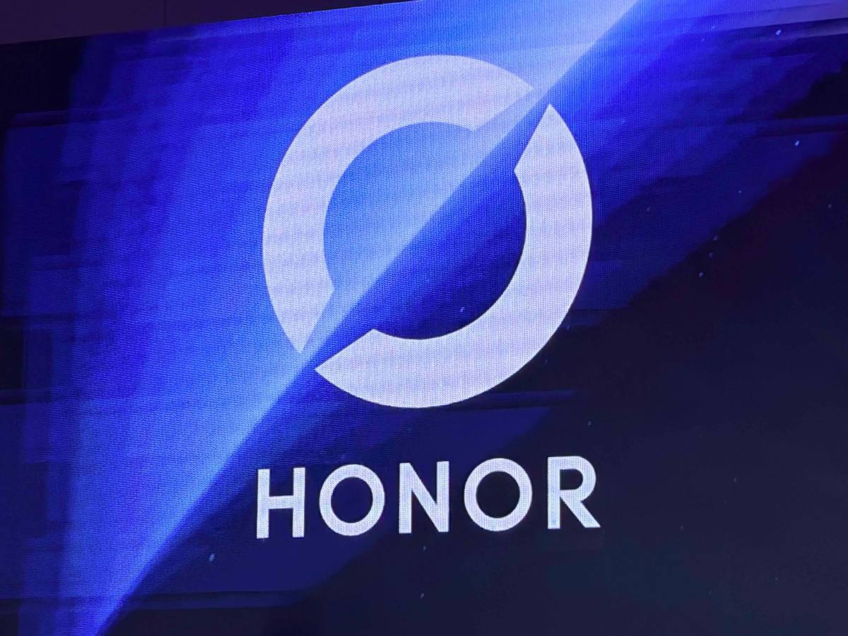 HONOR evolves from a device centered brand into a full tech ecosystem, powered by HONOR AI that connects devices, experiences, and everyday digital life.