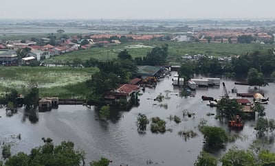 Floods take bite out of Christmas cheer