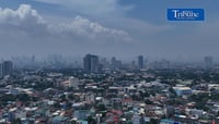 HAZY SKIES OVER METRO MANILA