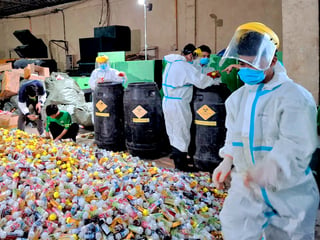 BIR destroys P1.54-B illicit vapes