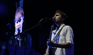 One last singalong with Kodaline