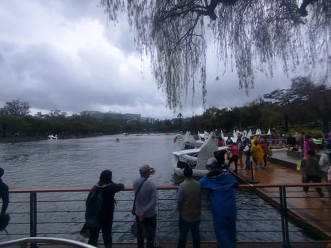 Baguio probes ‘unauthorized’ boat rental hikes at Burnham Lake