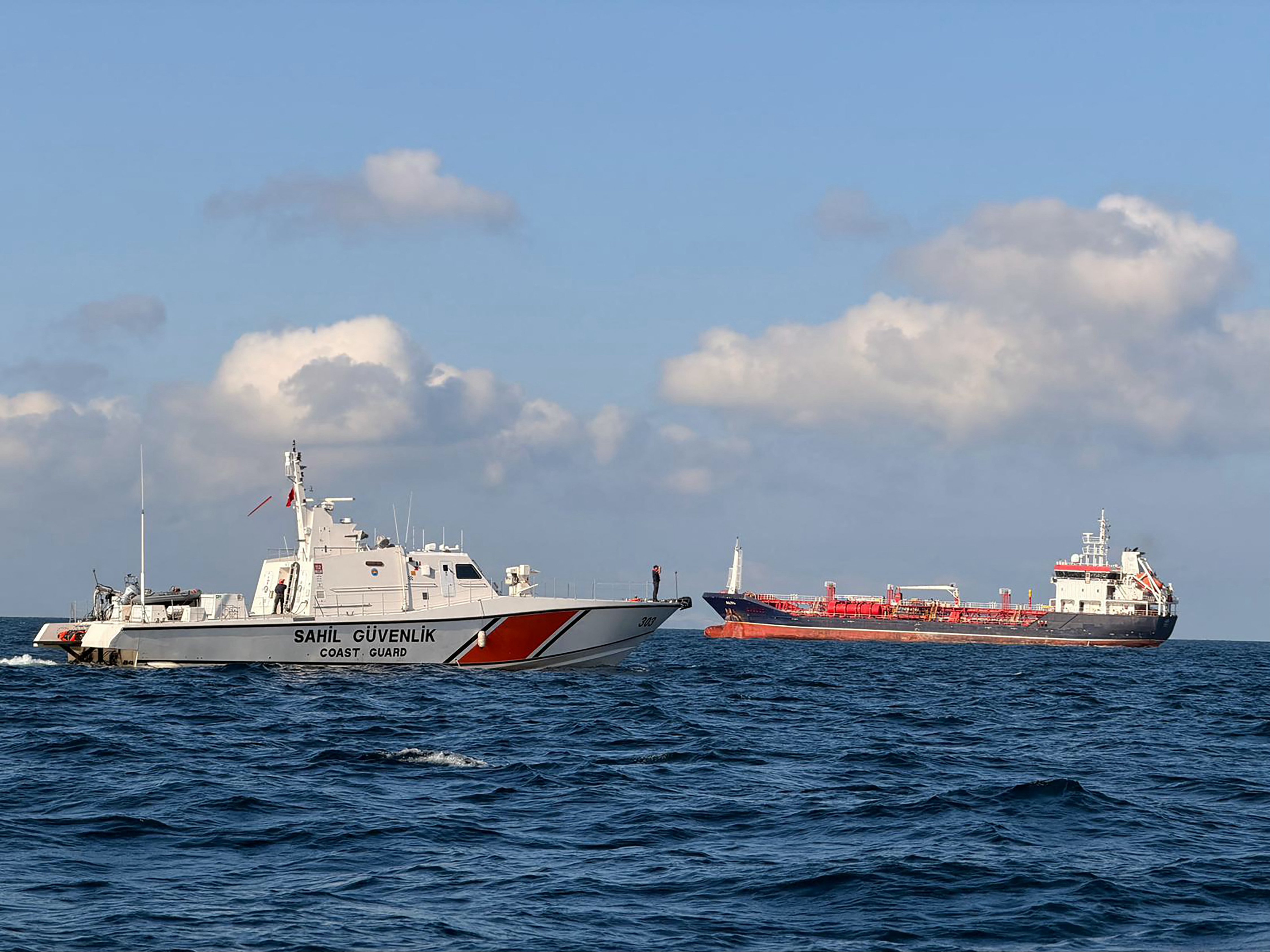 Cargo ship with 10 crew sinks off Istanbul