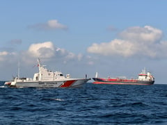 Cargo ship with 10 crew sinks off Istanbul