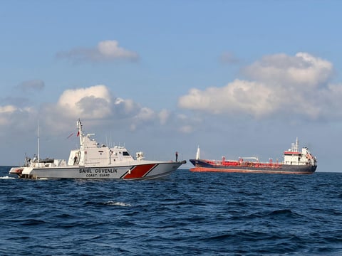 Cargo ship with 10 crew sinks off Istanbul
