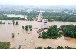 Typhoon ‘Saudel’ lashes east China