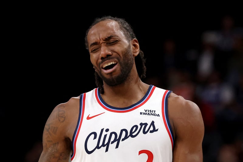 NBA cracks whip on Clippers over salary cap row