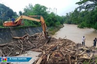 Flash flood destroys 9 houses in Dinalupihan, Bataan