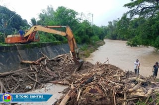 Flash flood destroys 9 houses in Dinalupihan, Bataan