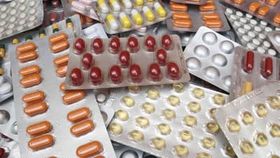 IF medicines are being buried instead of being given to the destitute, it’s no wonder that poor patients are getting deep-sixed.