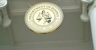 Criminalizing online minors’ grooming gets DoJ backing