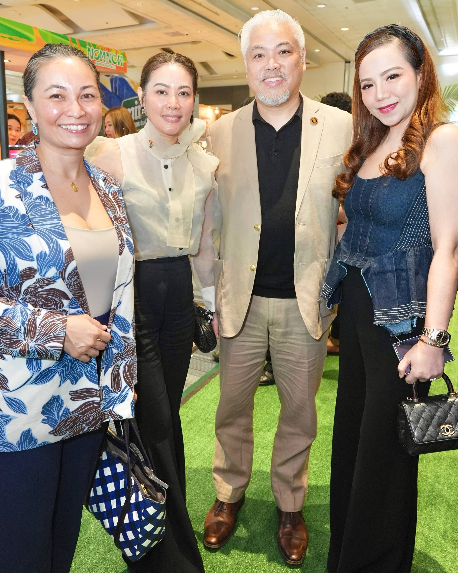 BERNADETTE Pastor, Consul Vanessa Pastor Ledesma, Carlo Pastor and  Genevieve Yalung.