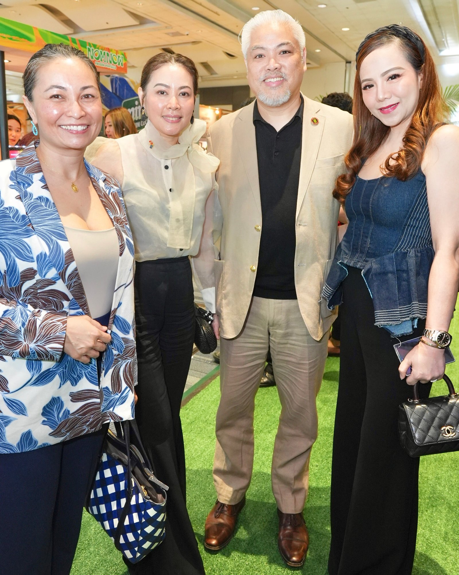BERNADETTE Pastor, Consul Vanessa Pastor Ledesma, Carlo Pastor and  Genevieve Yalung.